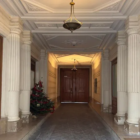 Luxury Suite, Montaigne & Champs Elysees Apartament *