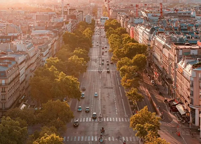 Luxury Suite, Montaigne & Champs Elysees Paris