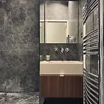 Luxury Suite, Montaigne & Champs Elysees *