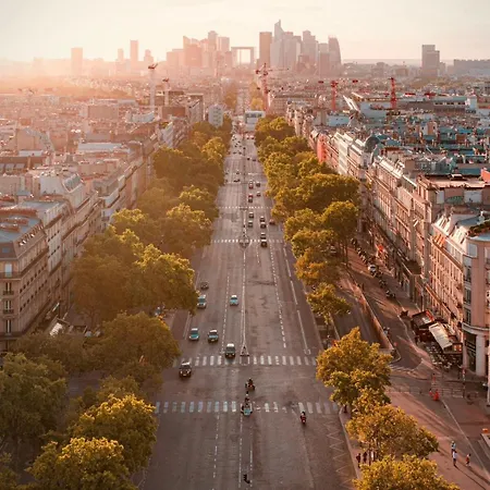 Luxury Suite, Montaigne & Champs Elysees パリ